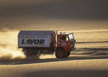 Desert endurance motorsport dakar classic